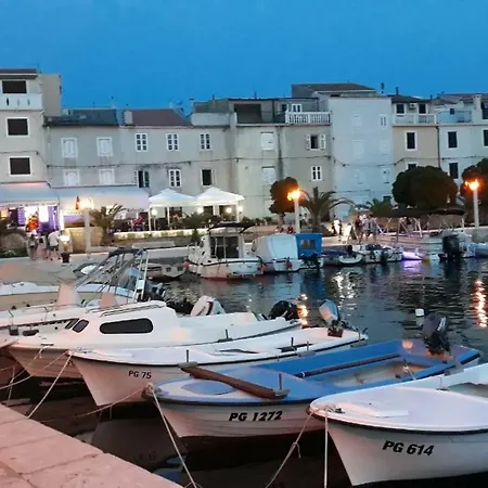 Edina Pag * Pag Town