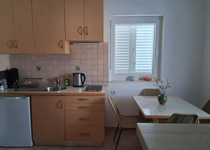 Apartment Edina Pag Pag Town