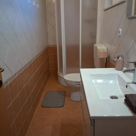 Edina Pag Apartamento